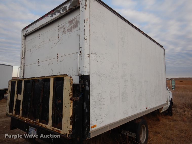 image for item FG9997 1997 Ford E350 box truck