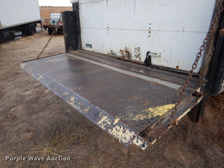 image for item FG9997 1997 Ford E350 box truck