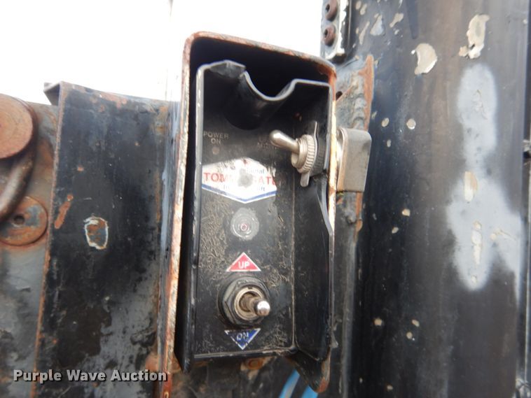 image for item FG9997 1997 Ford E350 box truck