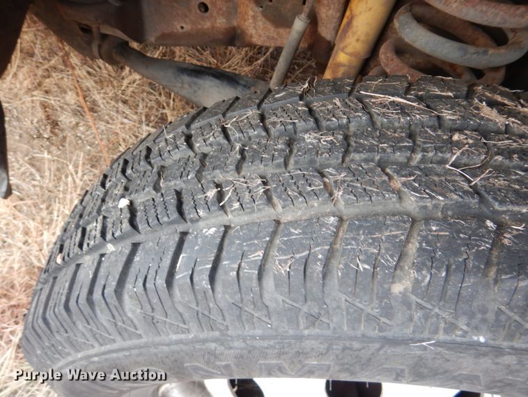 image for item FG9997 1997 Ford E350 box truck