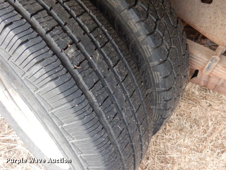 image for item FG9997 1997 Ford E350 box truck