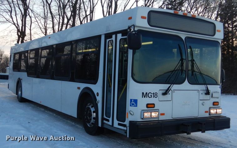 image for item FU9066 2006 New Flyer D40LF coach bus