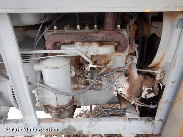 image for item FU9200 Lincoln SA-200-F162 welder