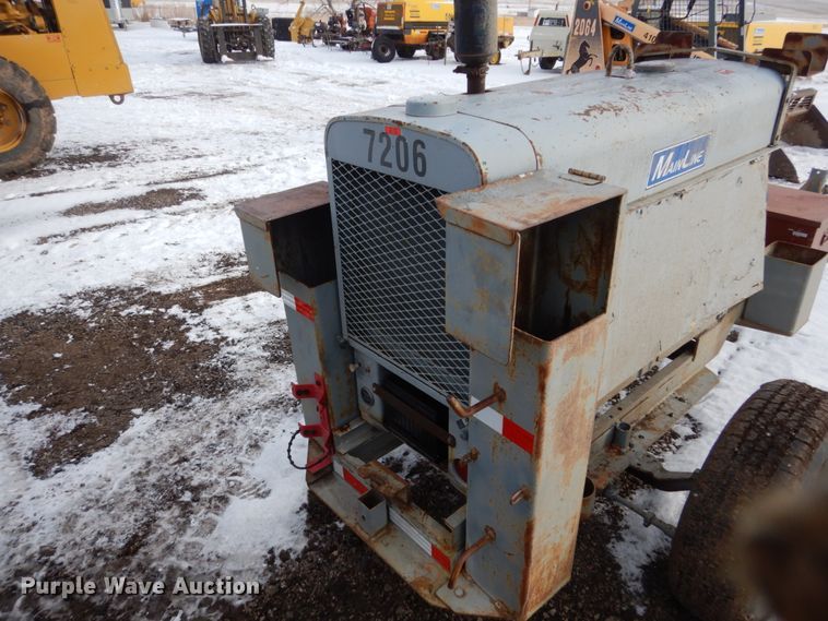 image for item FU9200 Lincoln SA-200-F162 welder