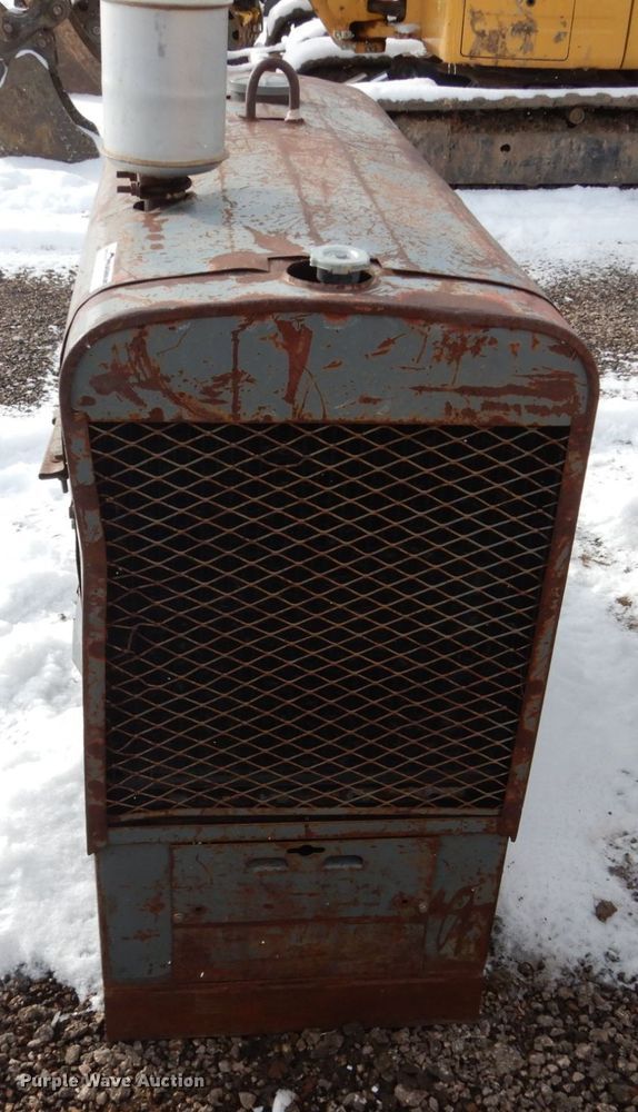 image for item FU9201 Lincoln SA-200-F-163 welder