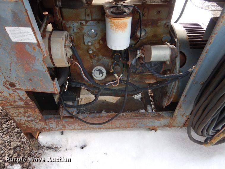 image for item FU9201 Lincoln SA-200-F-163 welder