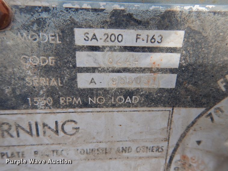 image for item FU9201 Lincoln SA-200-F-163 welder