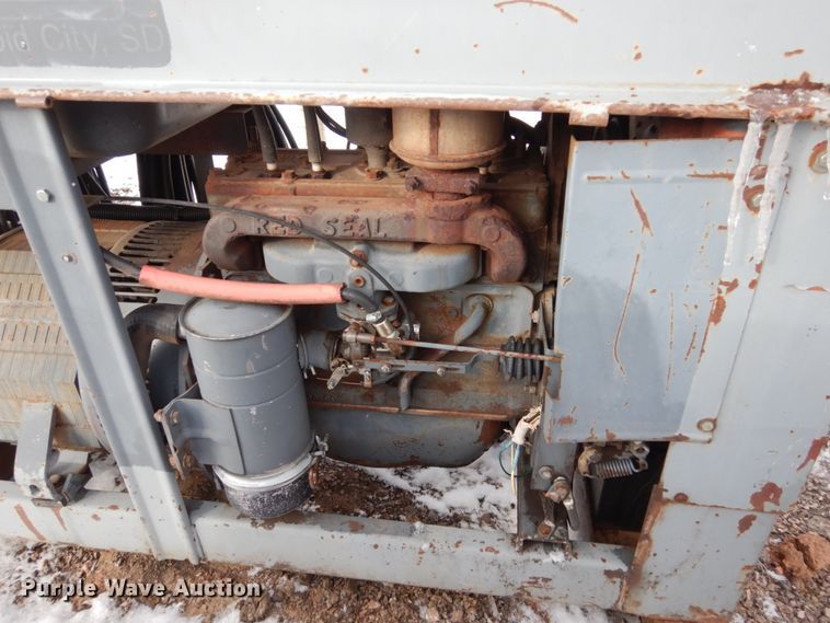 image for item FU9202 Lincoln SA-220-F-163 welder