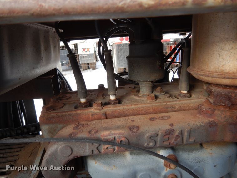 image for item FU9202 Lincoln SA-220-F-163 welder