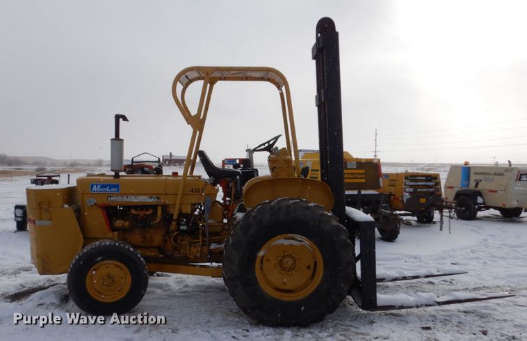 image for item FU9205 International forklift