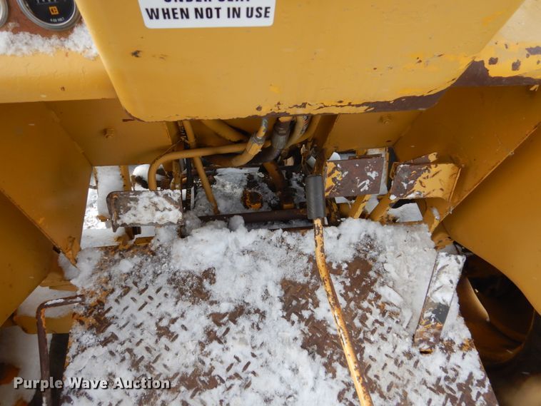 image for item FU9205 International forklift