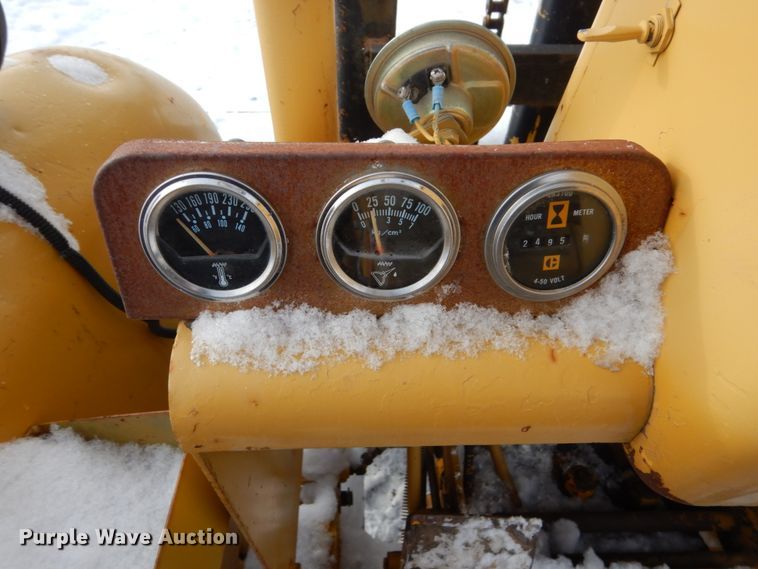 image for item FU9205 International forklift