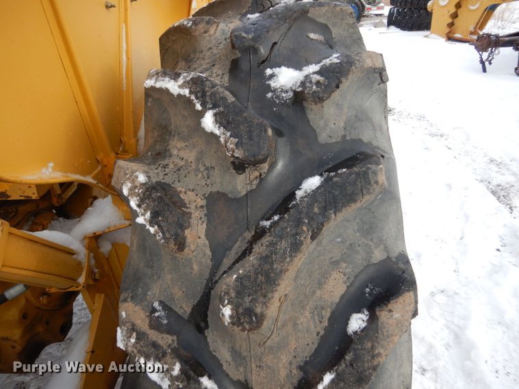 image for item FU9205 International forklift