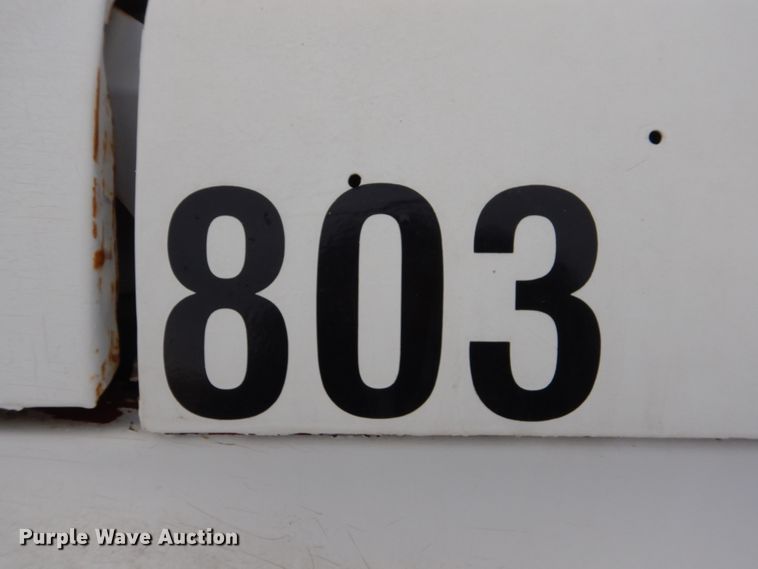 image for item FU9208 1976 Ford F600 fuel truck