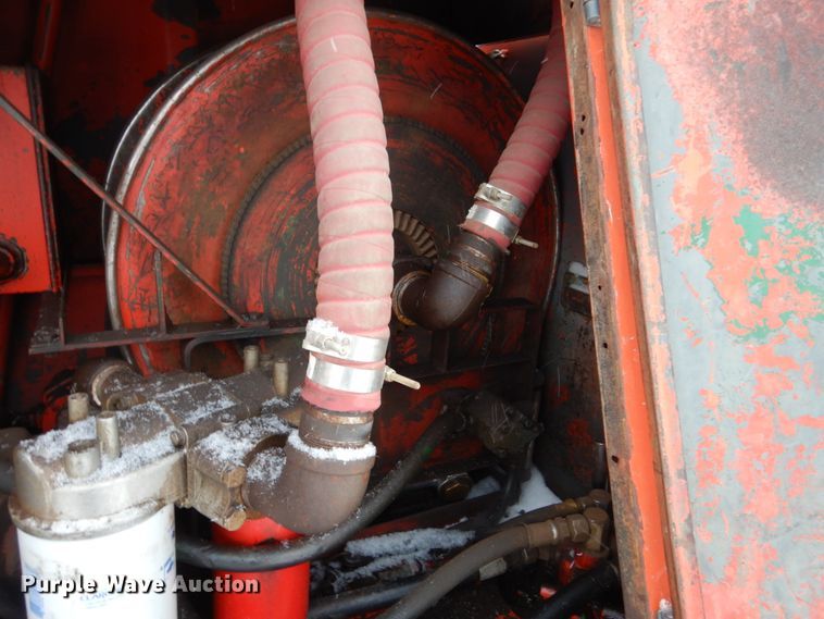 image for item FU9212 1974 International 1700 fuel truck