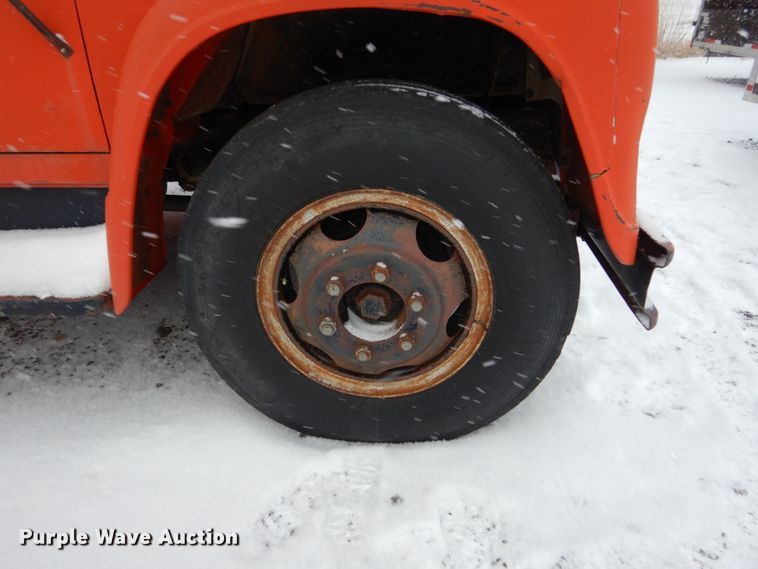 image for item FU9212 1974 International 1700 fuel truck