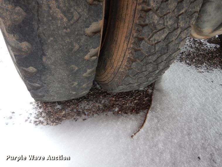 image for item FU9212 1974 International 1700 fuel truck