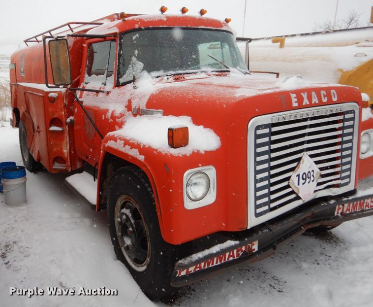 image for item FU9213 1974 International 1600 fuel truck