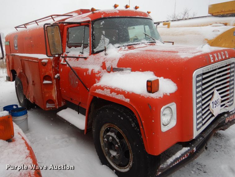 image for item FU9213 1974 International 1600 fuel truck