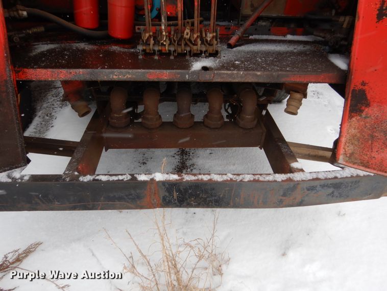 image for item FU9213 1974 International 1600 fuel truck