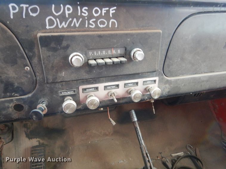 image for item FU9213 1974 International 1600 fuel truck