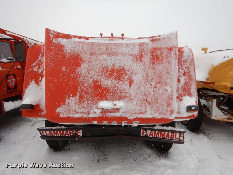 image for item FU9213 1974 International 1600 fuel truck