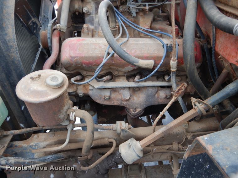 image for item FU9213 1974 International 1600 fuel truck