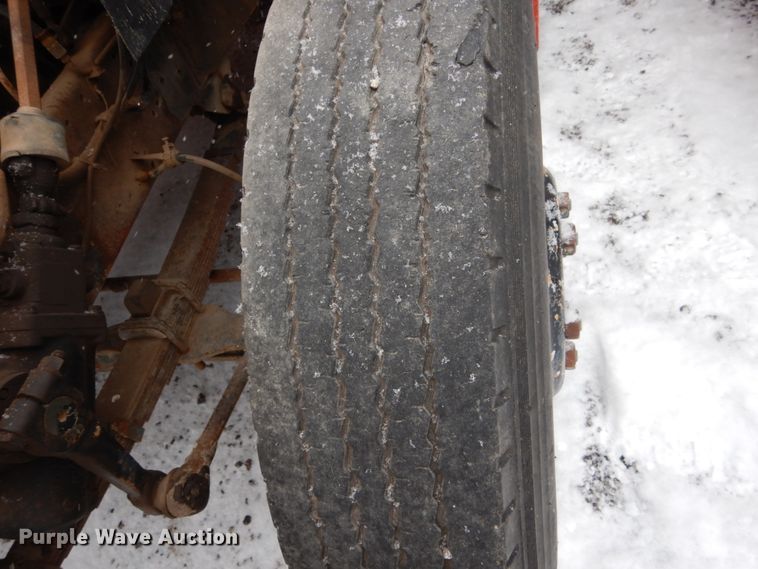 image for item FU9213 1974 International 1600 fuel truck