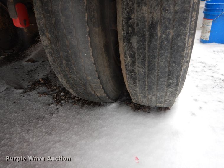 image for item FU9213 1974 International 1600 fuel truck