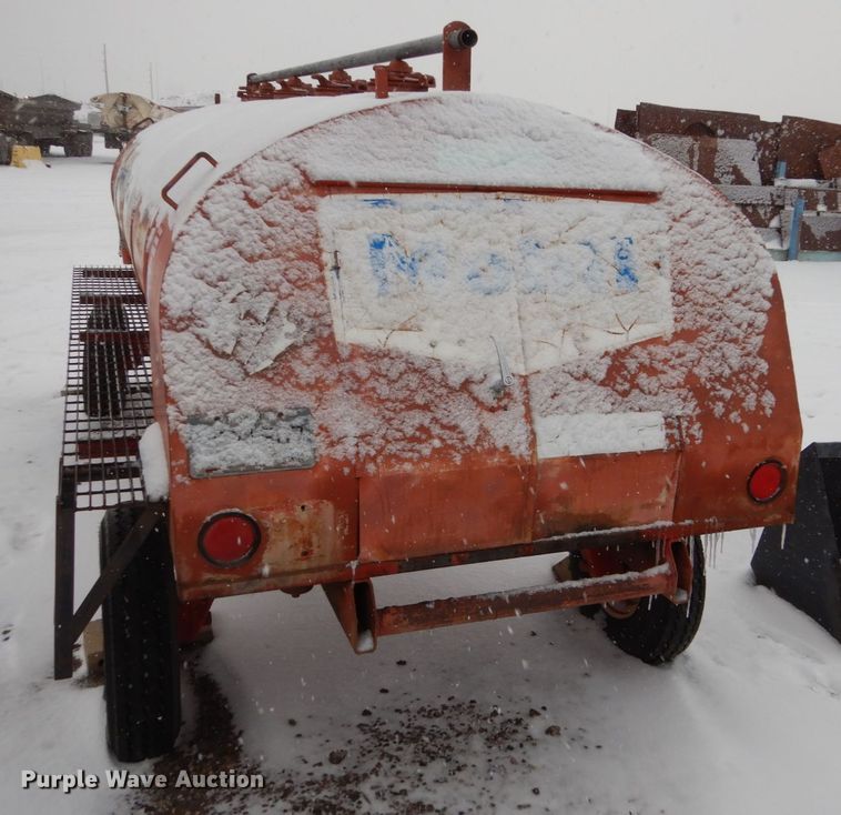 image for item FU9214 Fuel tank trailer