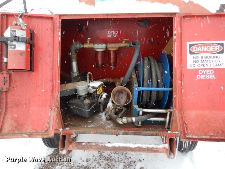 image for item FU9214 Fuel tank trailer