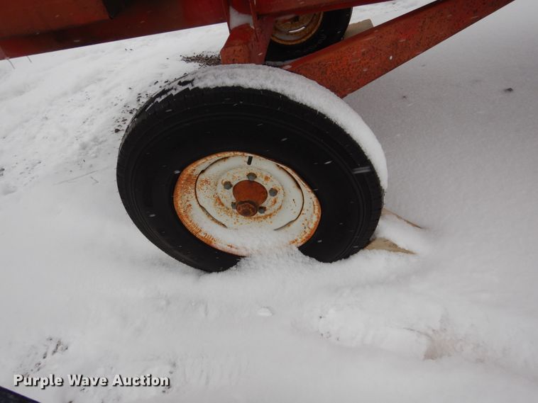 image for item FU9214 Fuel tank trailer