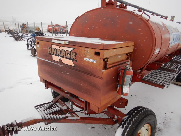 image for item FU9214 Fuel tank trailer