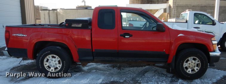 image for item FU9219 2006 GMC Canyon Ext. Cab pickup truck