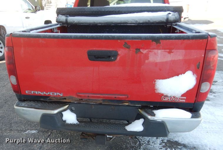 image for item FU9219 2006 GMC Canyon Ext. Cab pickup truck