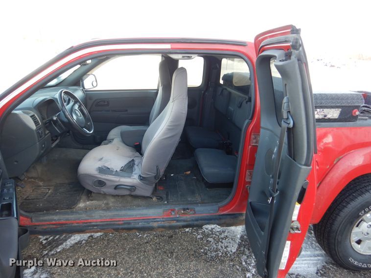 image for item FU9219 2006 GMC Canyon Ext. Cab pickup truck