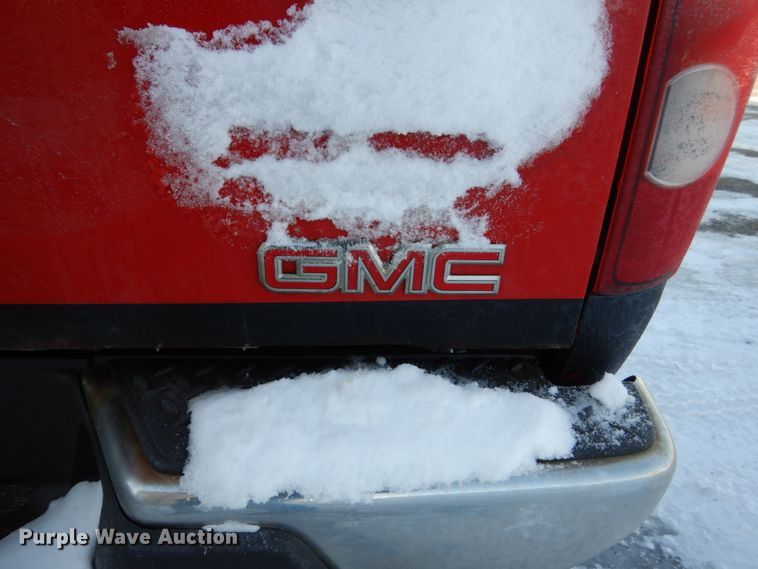 image for item FU9219 2006 GMC Canyon Ext. Cab pickup truck