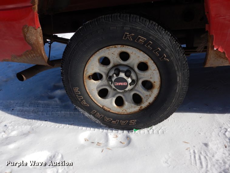 image for item FU9222 2006 GMC Sierra 1500 pickup truck