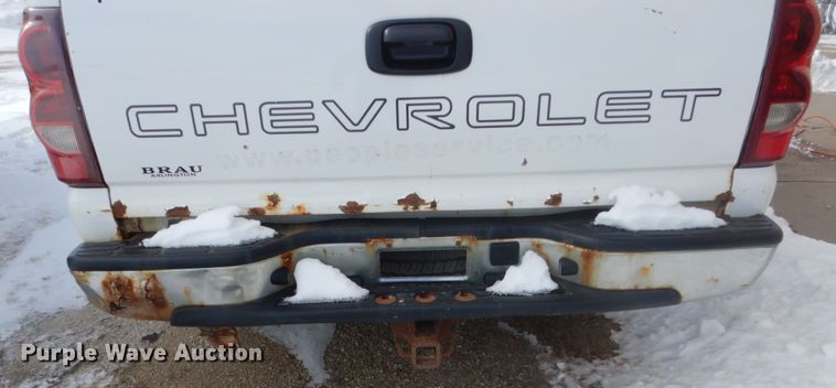 image for item FU9227 2003 Chevrolet Silverado 1500 pickup truck