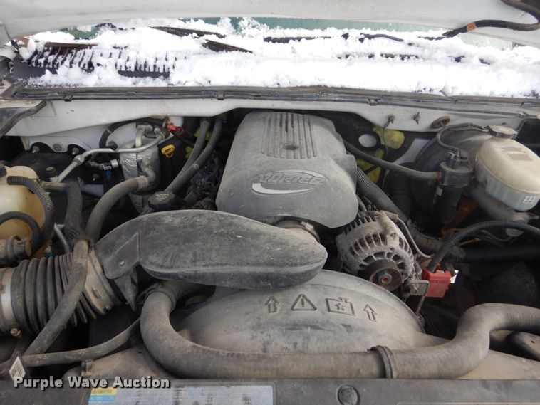 image for item FU9227 2003 Chevrolet Silverado 1500 pickup truck