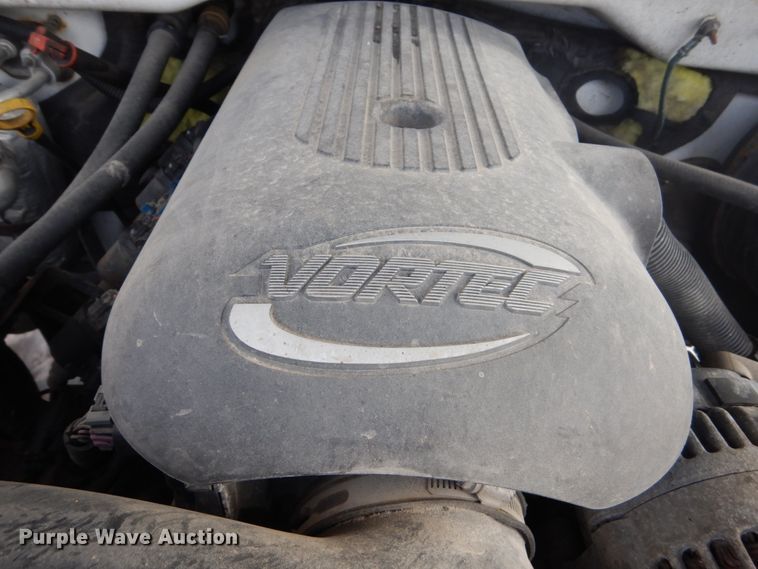 image for item FU9227 2003 Chevrolet Silverado 1500 pickup truck