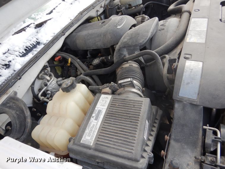 image for item FU9227 2003 Chevrolet Silverado 1500 pickup truck