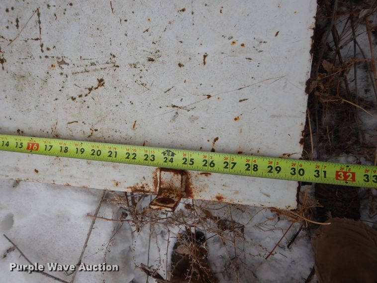 image for item FU9235 (3) auxiliary fuel tanks