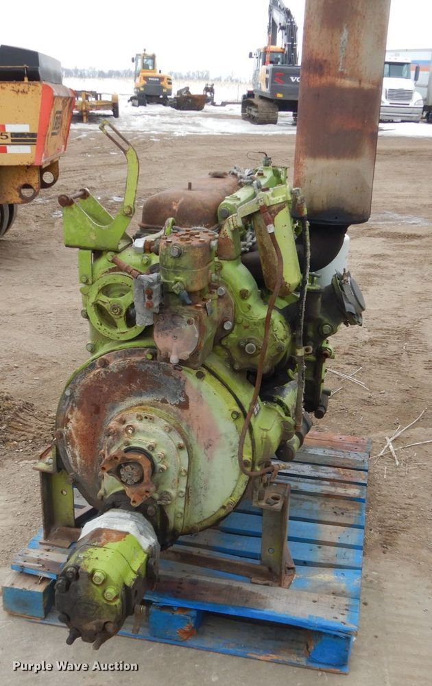 image for item FU9237 (3) Detroit Diesel four cylinder diesel engines