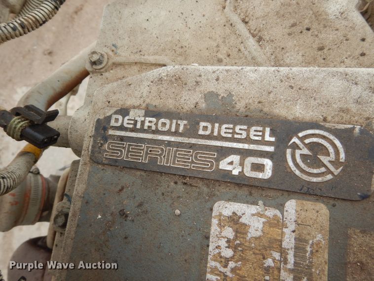 image for item FU9237 (3) Detroit Diesel four cylinder diesel engines