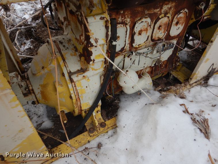 image for item FU9237 (3) Detroit Diesel four cylinder diesel engines