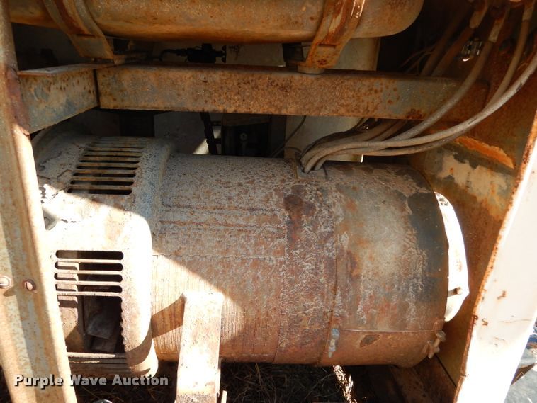 image for item FU9756 Lincoln SA-200-F-163 arc welder