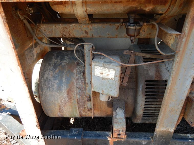 image for item FU9756 Lincoln SA-200-F-163 arc welder