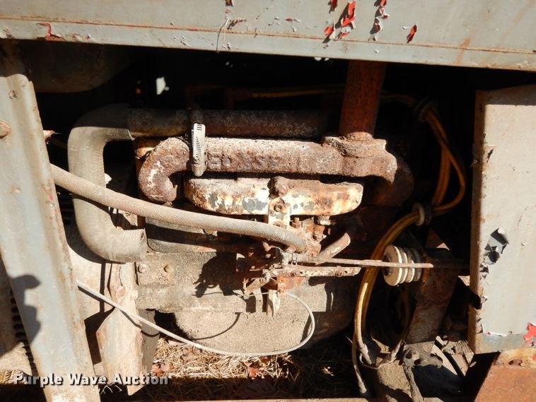 image for item FU9757 Lincoln SA-200-F-163 arc welder