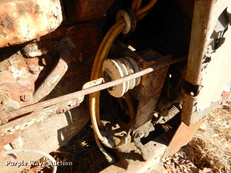 image for item FU9757 Lincoln SA-200-F-163 arc welder